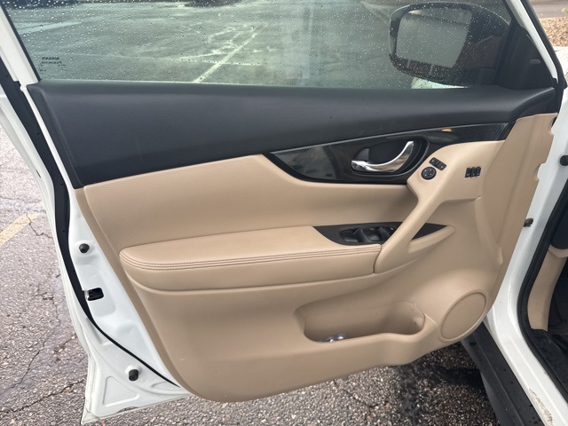 2018 Nissan Rogue SL photo 7