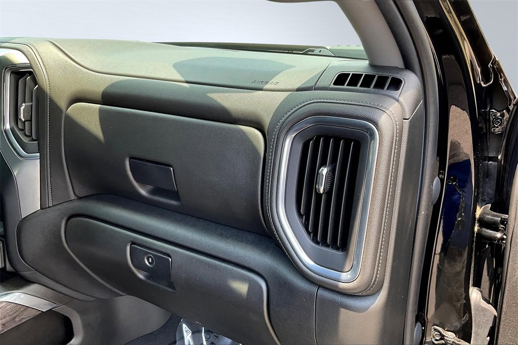 2023 Chevrolet Silverado LTZ photo 17