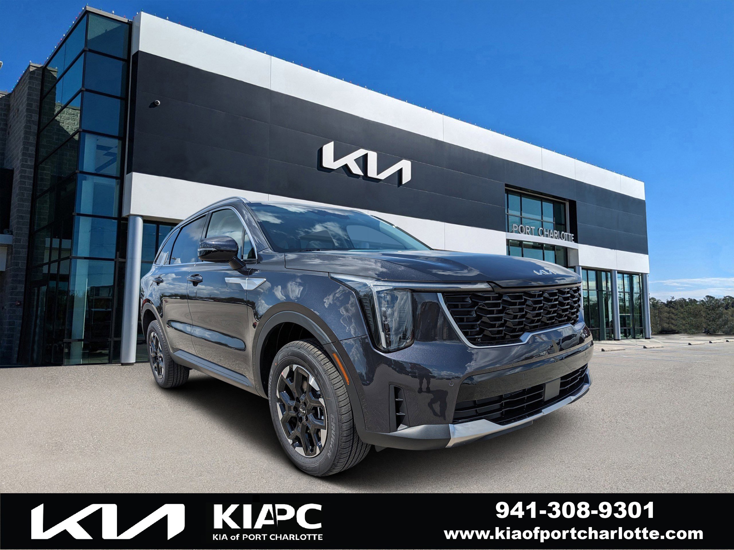 2025 Kia Sorento S's photo