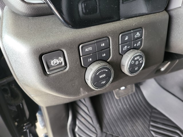 2025 Chevrolet Silverado 2500HD LTZ photo 19