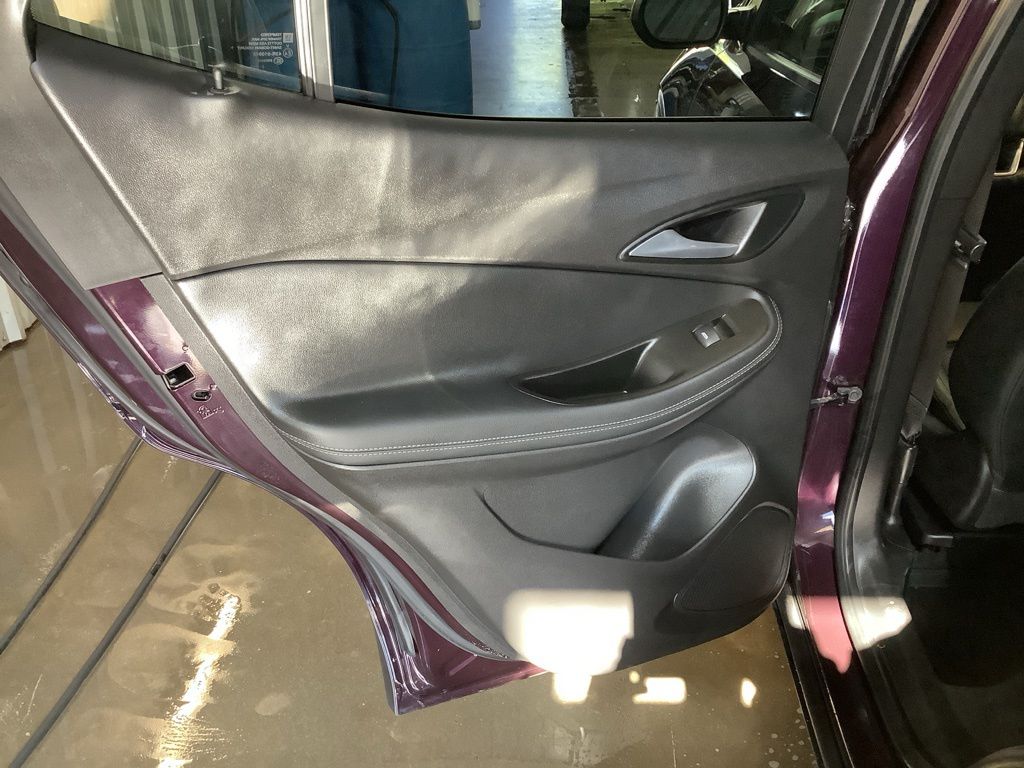 2021 Buick Encore GX Essence photo 27