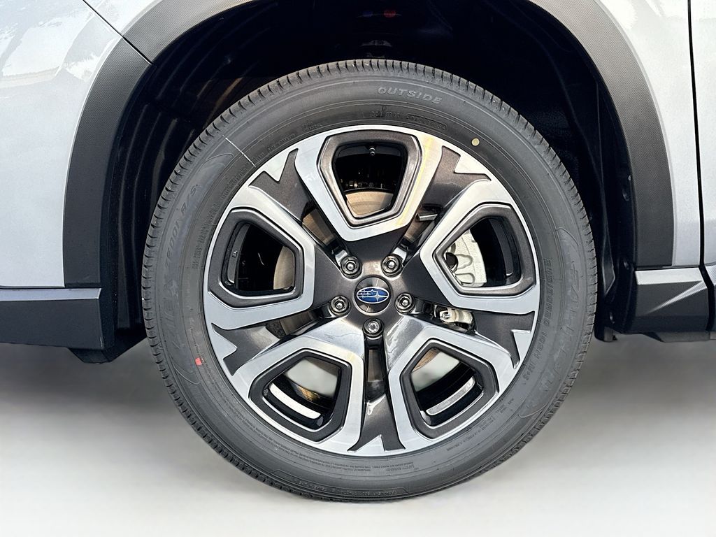 2025 Subaru Ascent Limited photo 37