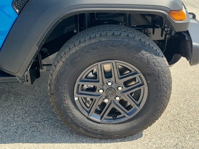 2025 Jeep Gladiator Sport S photo 20
