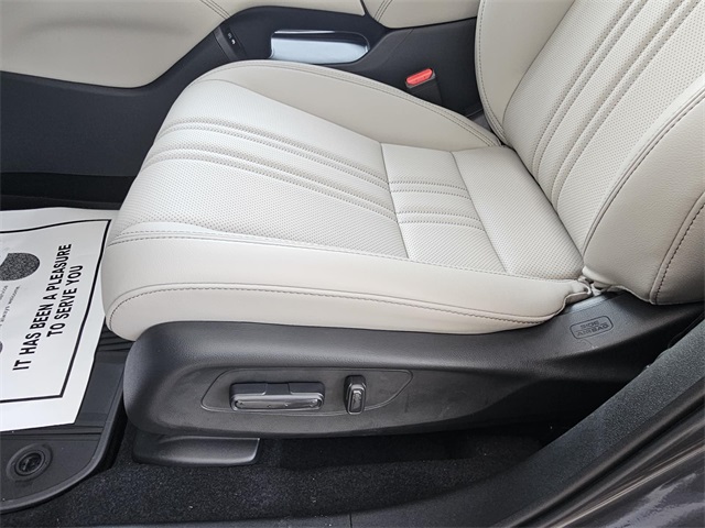 2026 Honda HR-V EX-L photo 14