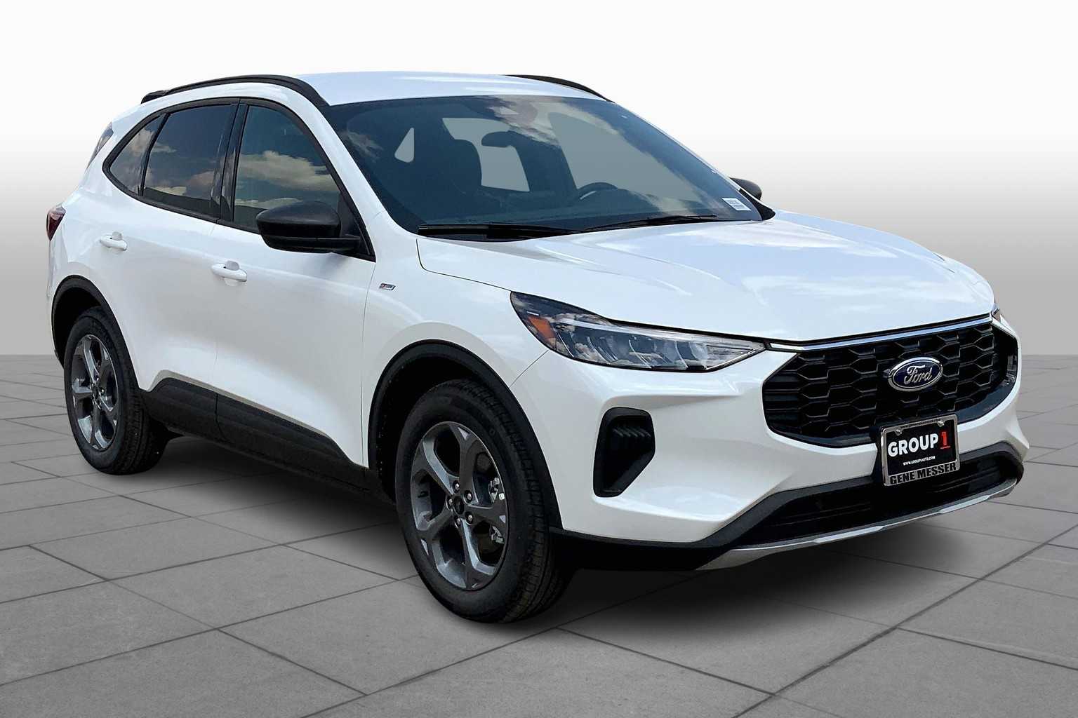 2025 Ford Escape ST-Line photo 2