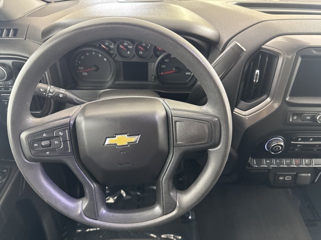 2025 Chevrolet Silverado 1500 Custom photo 22