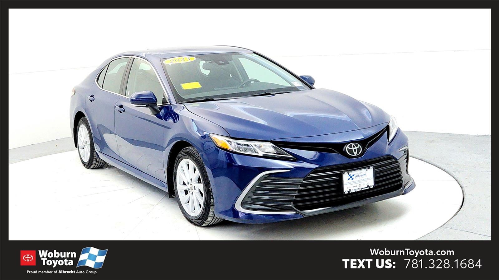2023 Toyota Camry LE's photo