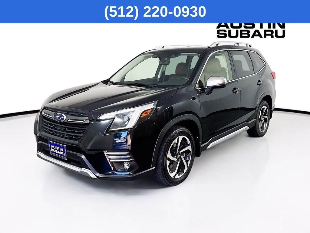 2022 Subaru Forester Touring photo 3