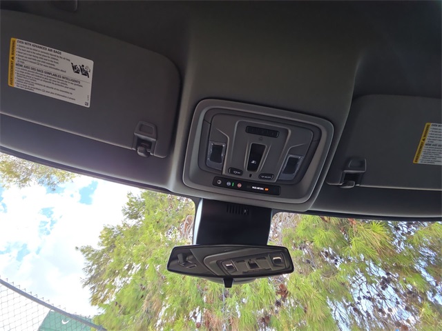 2024 Chevrolet Silverado 1500 LT photo 17
