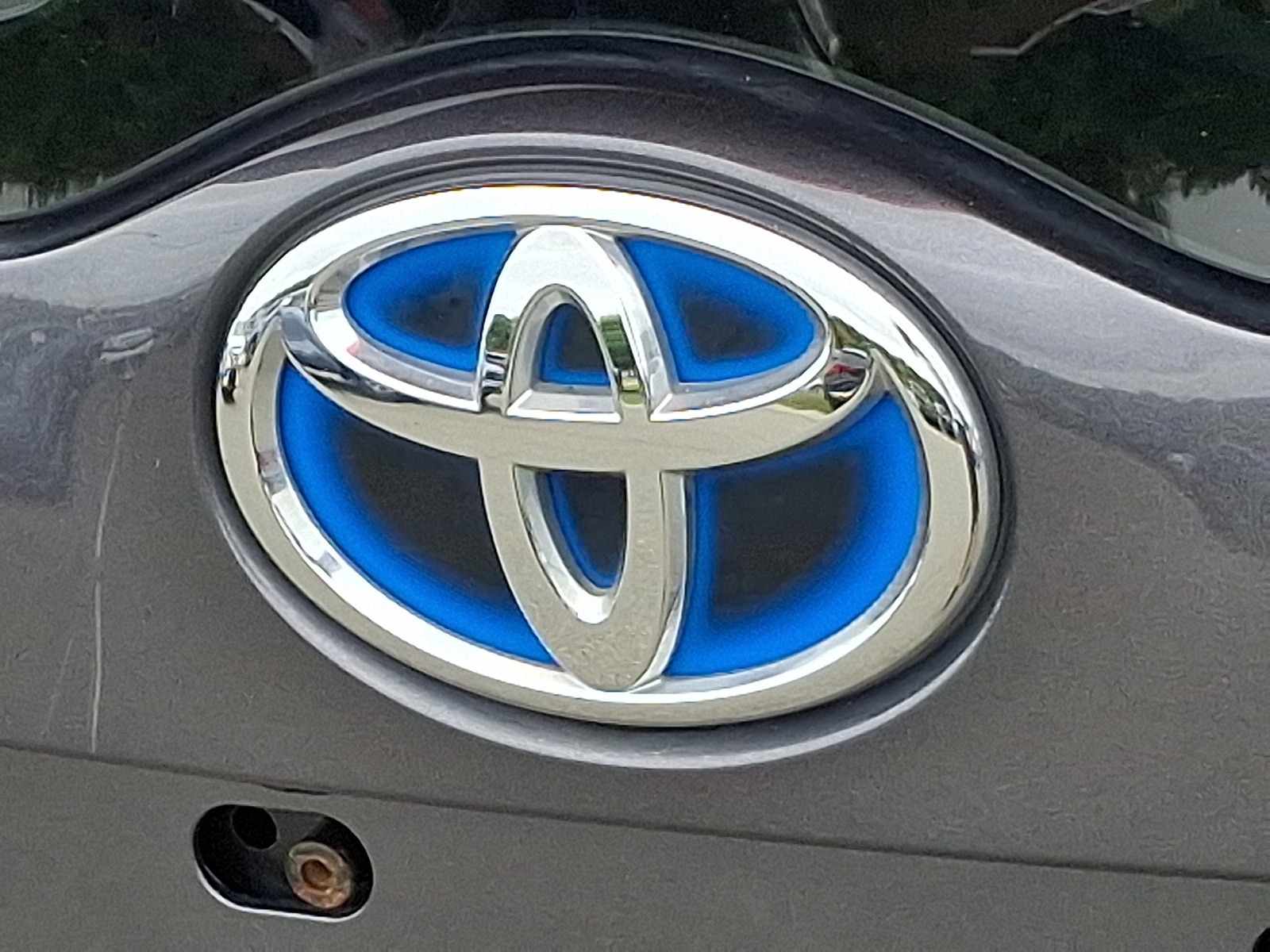 2022 Toyota Prius Prime LE photo 26