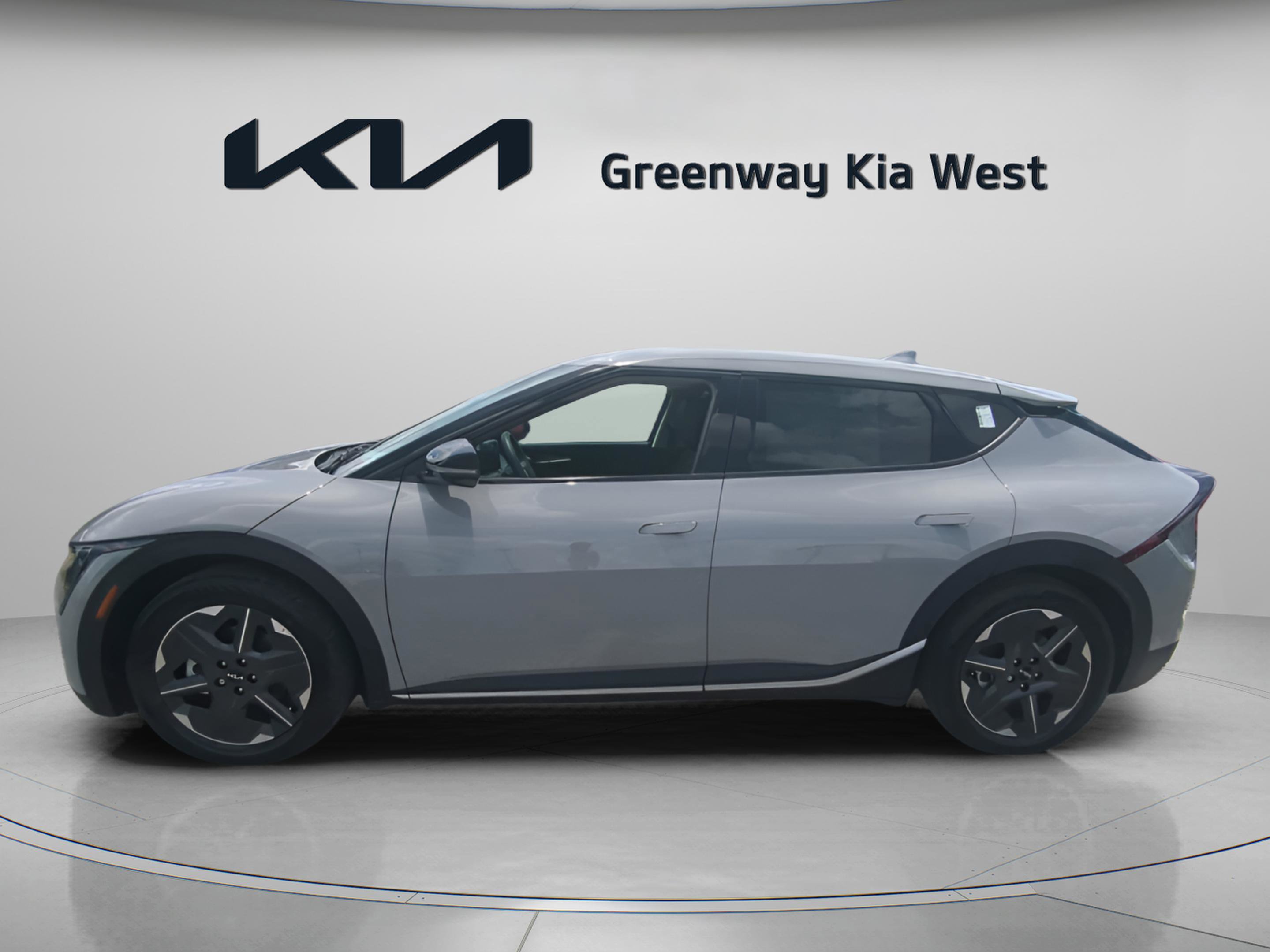 2025 Kia EV6 Light photo 4
