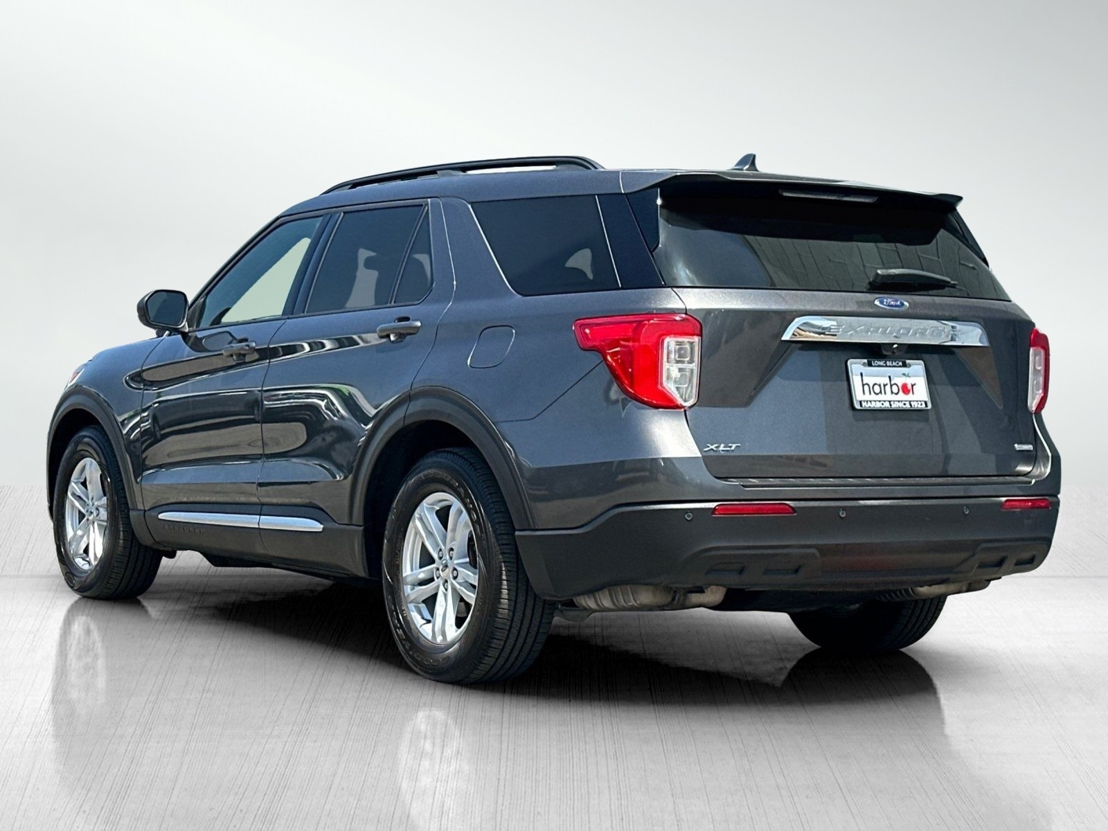 2020 Ford Explorer XLT photo 4