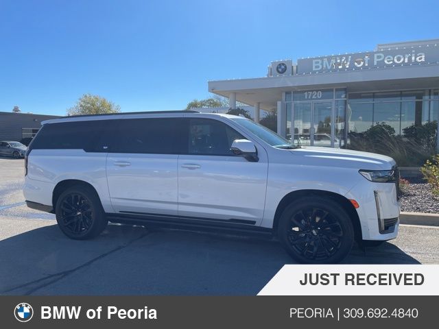 2021 Cadillac Escalade ESV Sport Platinum's photo