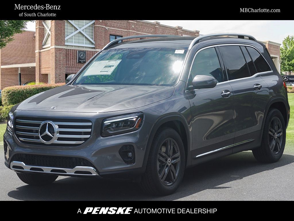 2025 Mercedes-Benz GLB Base's photo