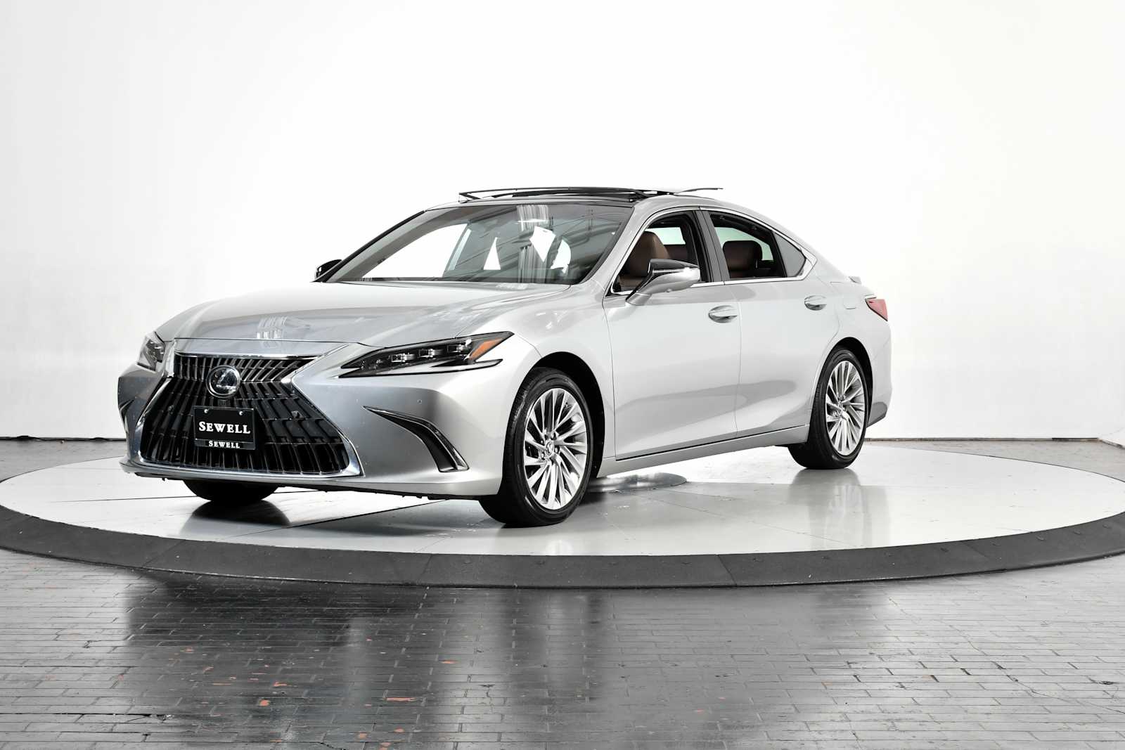 2023 Lexus ES 350 Ultra Luxury's photo