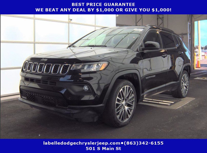 2024 Jeep Compass Latitude's photo
