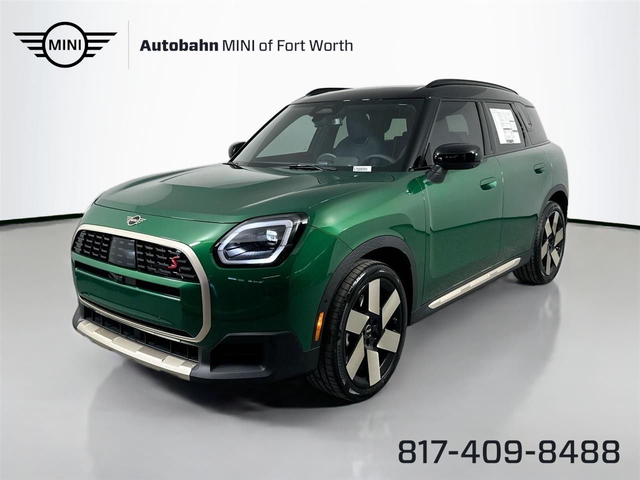 2025 MINI Countryman S's photo