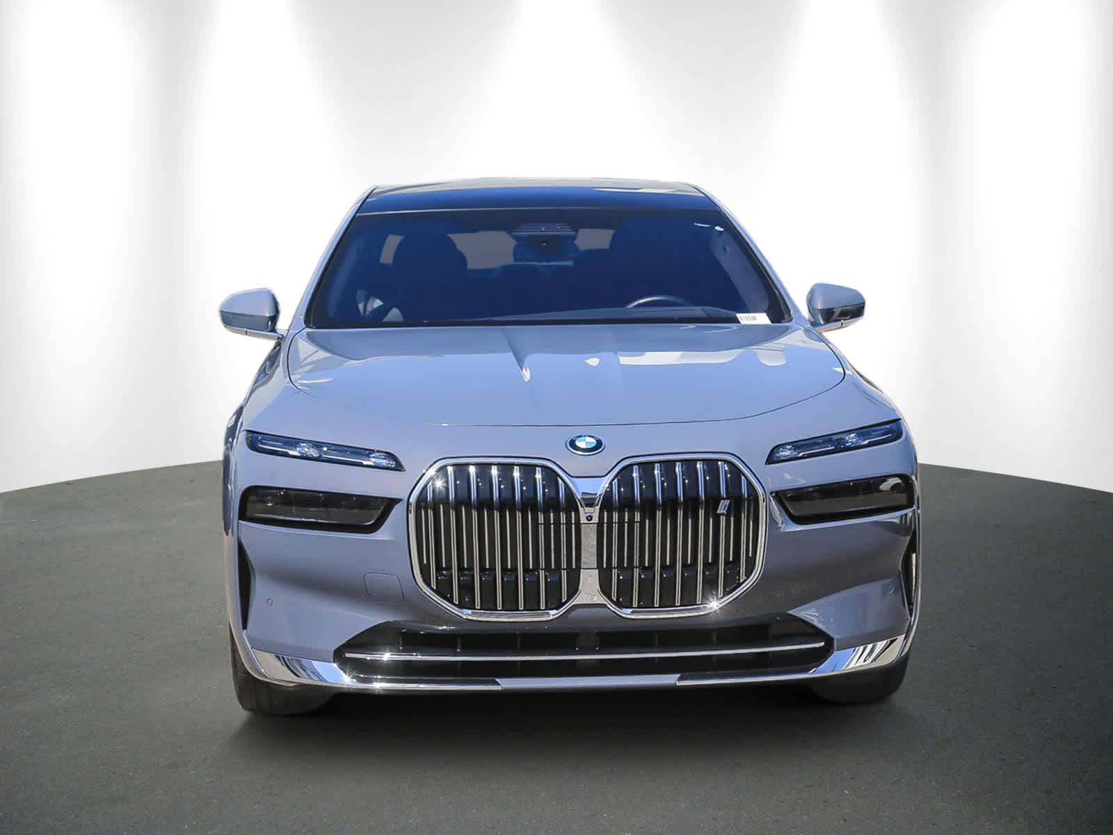 Used 2025 BMW i7 xDrive60 with VIN WBY53EJ0XSCU65068 for sale in Glendale, CA