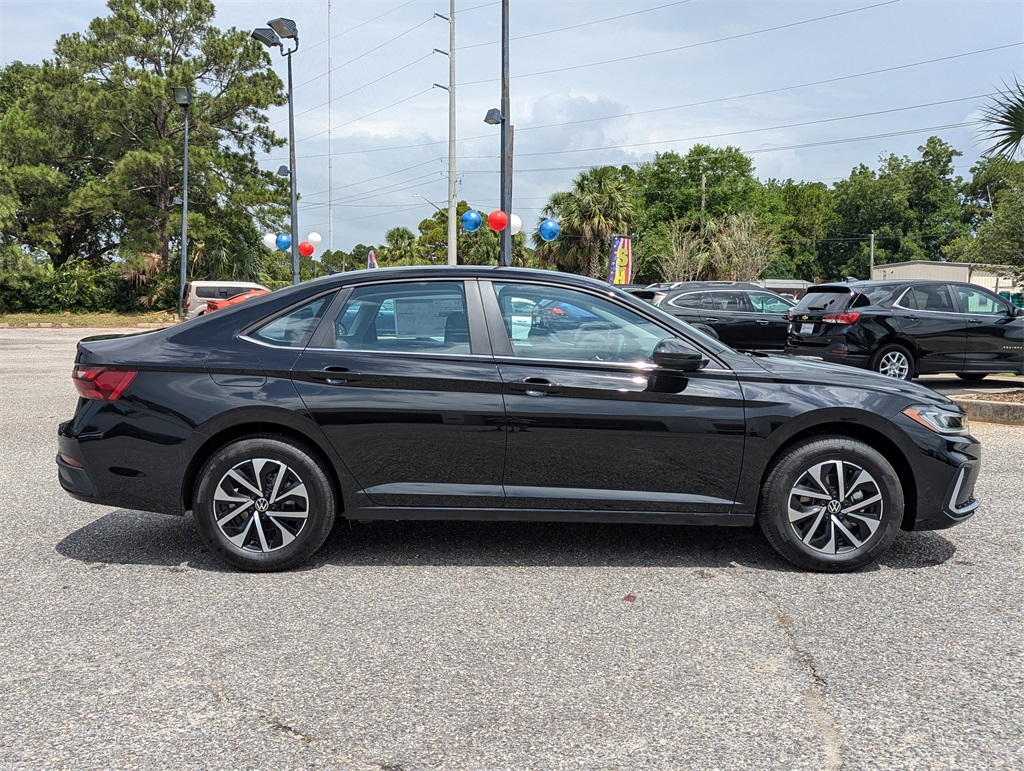 2025 Volkswagen Jetta 1.5T S photo 4