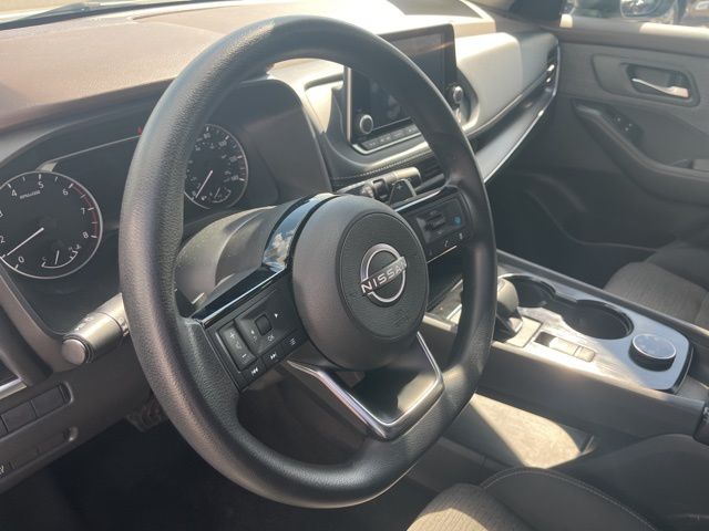 2023 Nissan Rogue SV photo 12