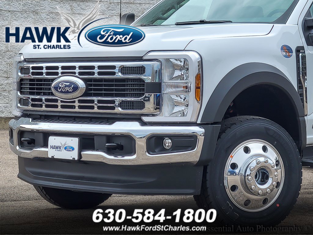 2025 FORD F-600 - Image 1