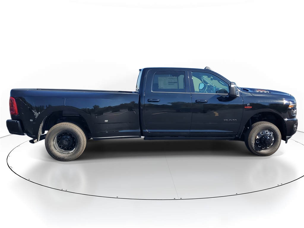 2026 Ram 3500 Laramie photo 4