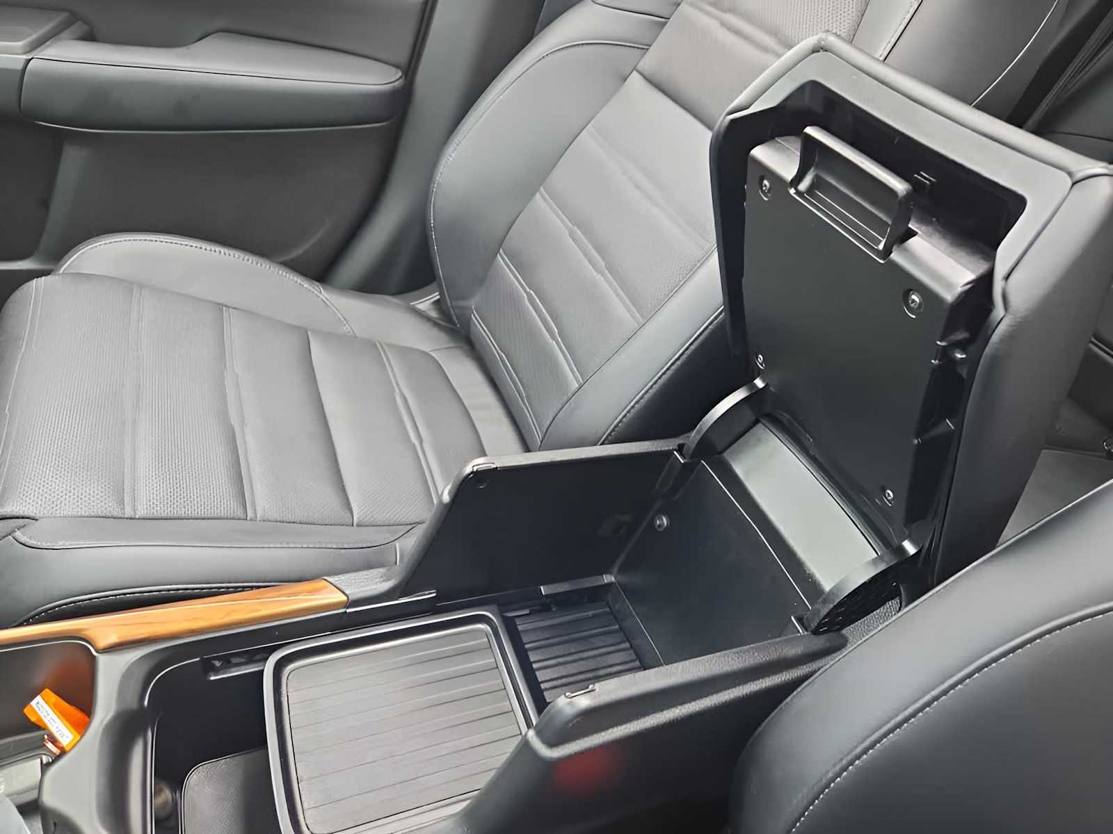 2021 Honda CR-V Touring photo 25