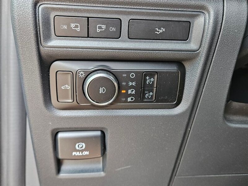2024 Ford F-150 XLT photo 29