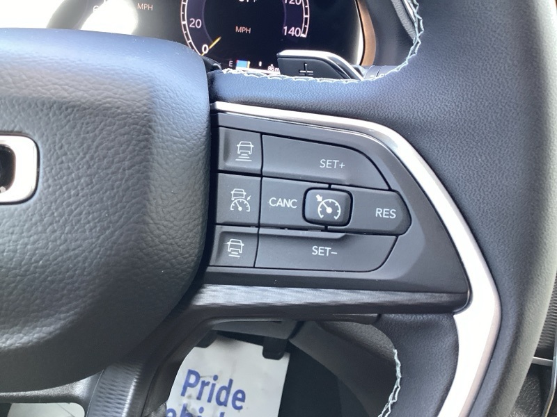 2025 Jeep Grand Cherokee Altitude X photo 30