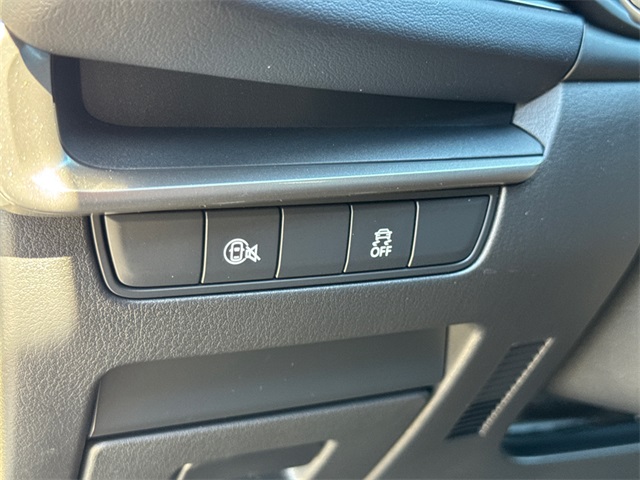 2025 Mazda Mazda3 2.5 Select Sport photo 29