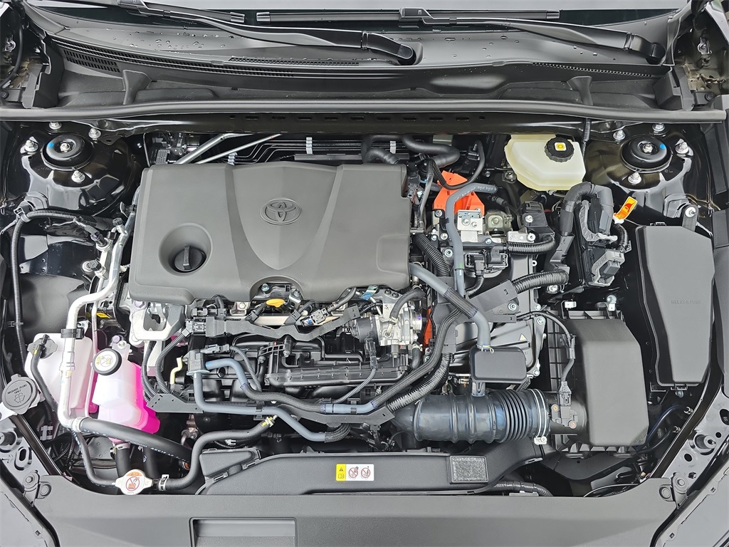 2025 Toyota Camry SE photo 29