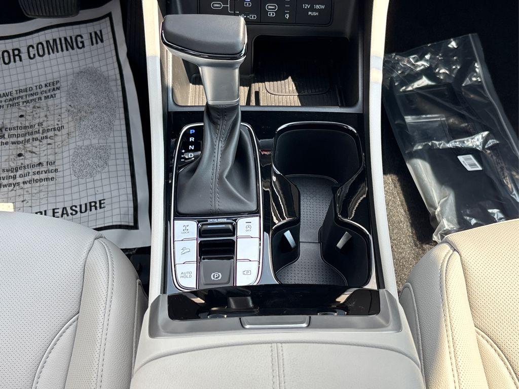 2025 Hyundai Tucson SEL Convenience photo 12
