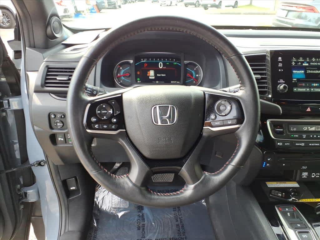2022 Honda Pilot Black Edition photo 13