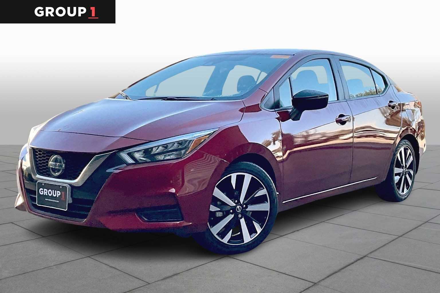 2022 Nissan Versa Sedan SR