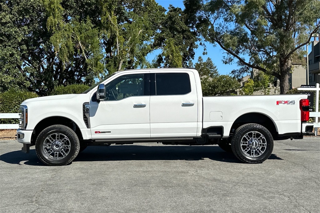 2025 Ford F-350 photo 7