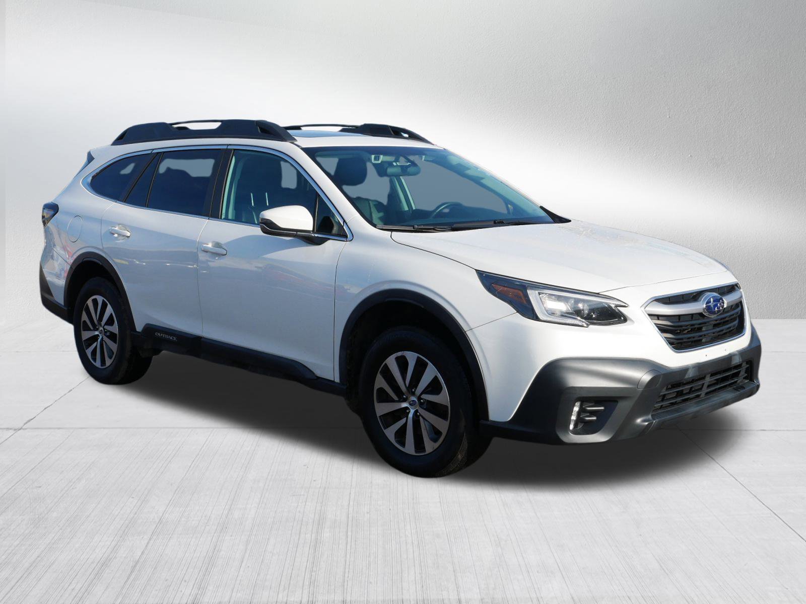 2020 Subaru Outback Premium's photo