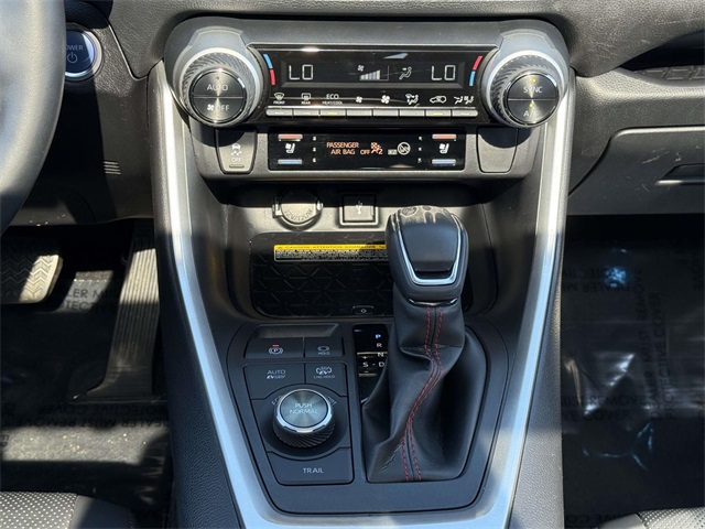 2021 Toyota RAV4 Prime XSE photo 21