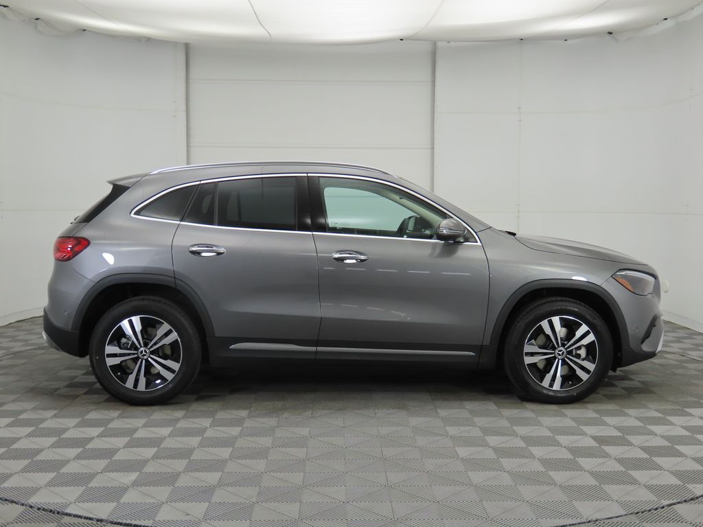 2026 Mercedes Benz GLA 250 photo 3