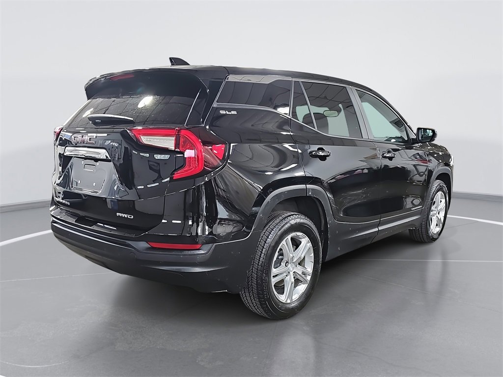 2024 Gmc Terrain SLE photo 2