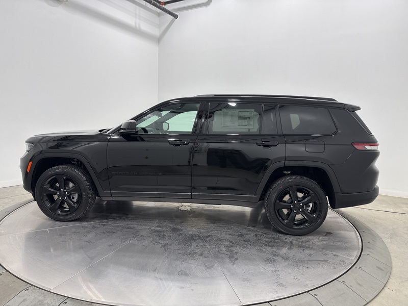 2025 Jeep Grand Cherokee Altitude X photo 4