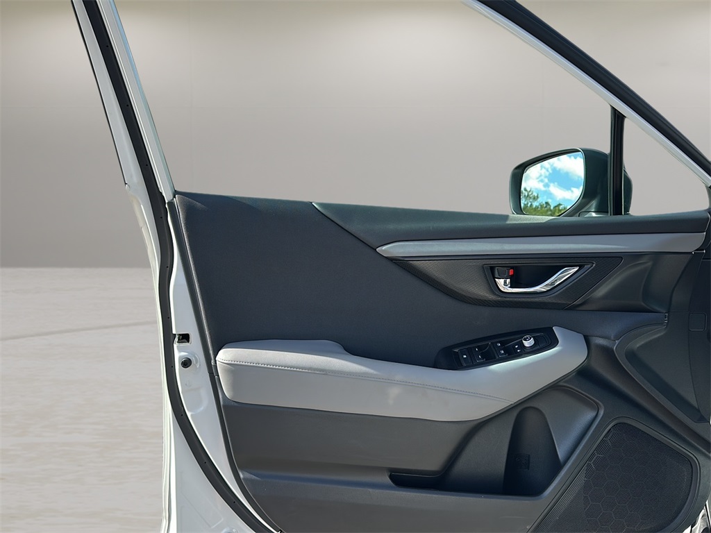 2023 Subaru Outback Premium photo 25