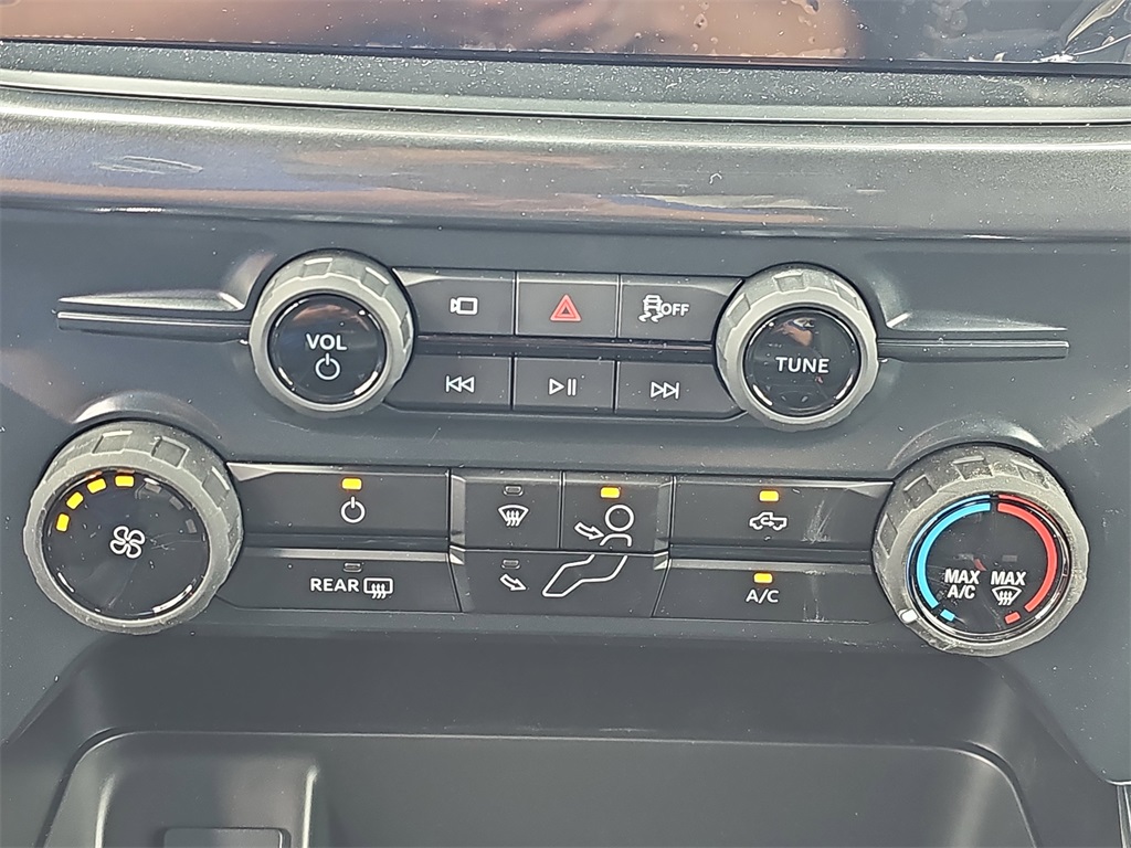 2025 Ford F-150 STX photo 18