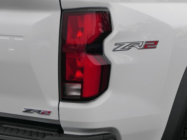 2026 Chevrolet Colorado ZR2 photo 4