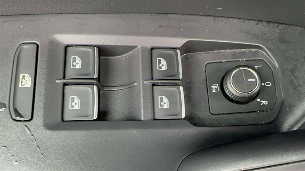 2022 Volkswagen Jetta 1.5T SE photo 12