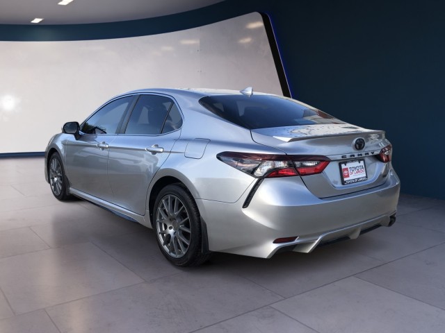 2023 Toyota Camry Hybrid SE photo 3