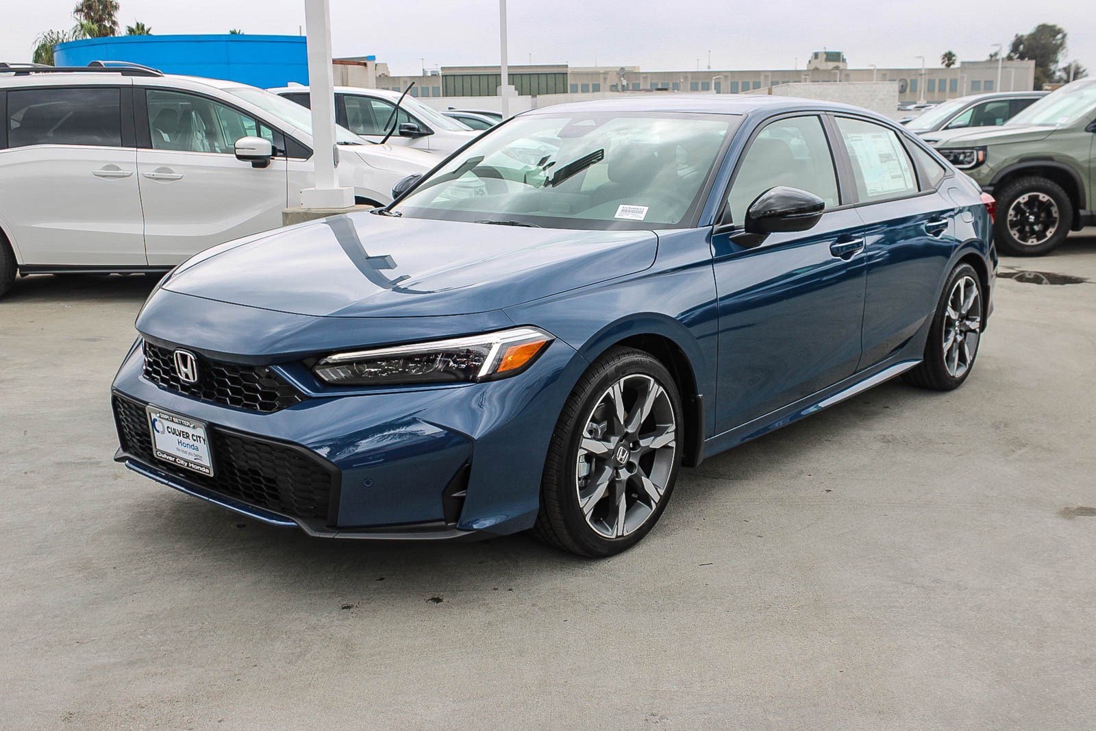 2026 Honda Civic Hybrid Sport Touring photo 3