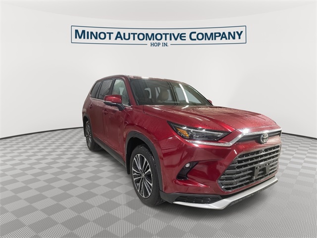 2025 Toyota Highlander Hybrid MAX Platinum photo 2