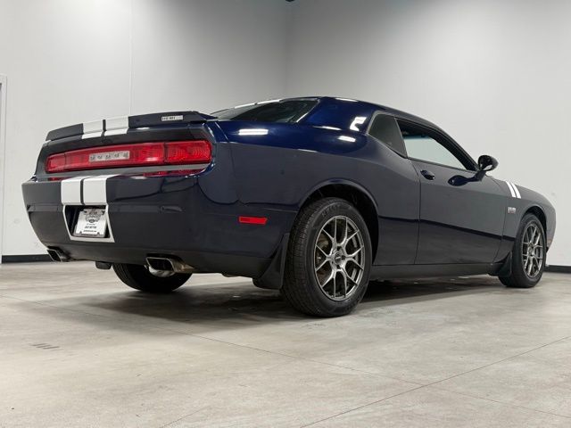 2014 Dodge Challenger R/T photo 8