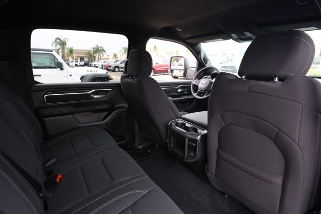 New 2026 Granite Crystal Metallic Clear-Coat Exterior Paint RAM Big Horn/Lone Star image 15