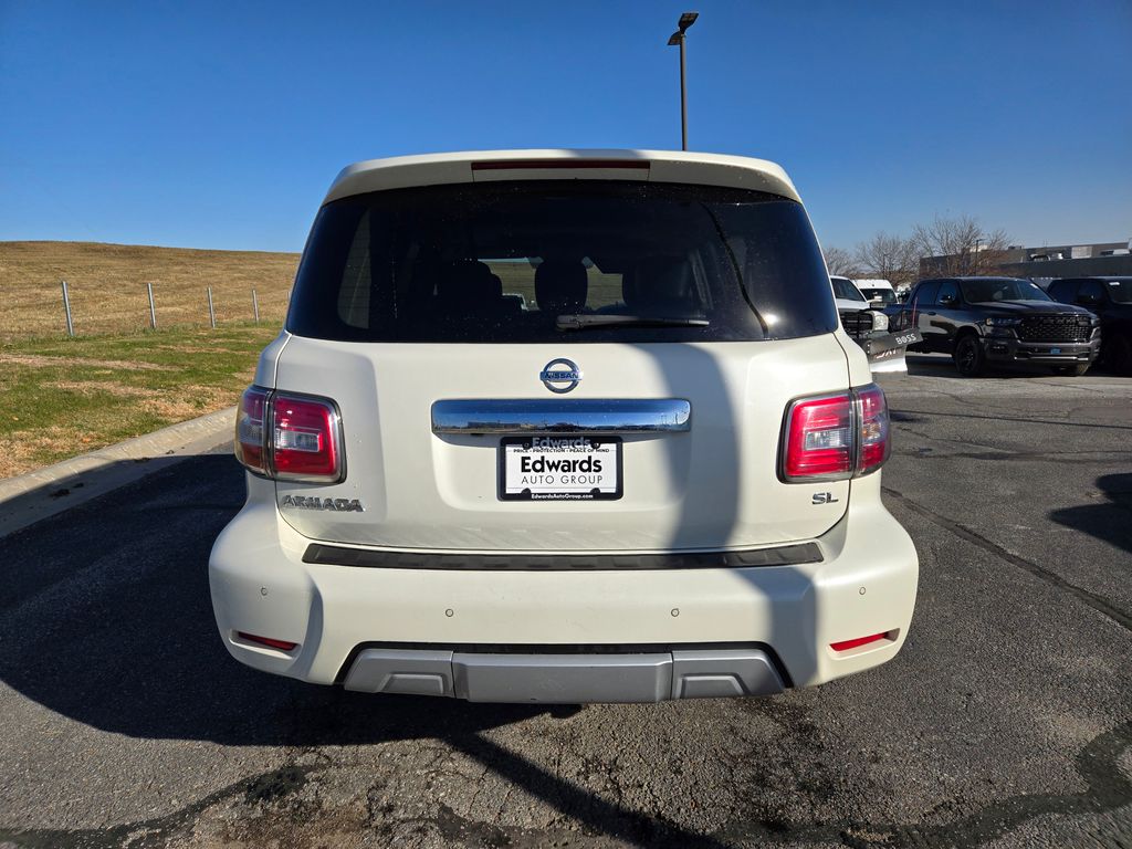 2018 Nissan Armada SL photo 3